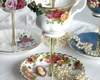 beautiful-tea-service-for-storing-jewelry-05-200x160-4419829