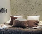 swedish-idea-wallpaper-in-bedroom-pictures1-15-s-7588776