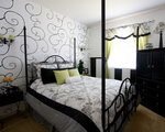 swedish-idea-wallpaper-in-bedroom-pictures3-8-s-7903360