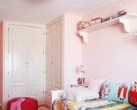 coziness-and-romance-in-teenage-girl-interior-9-200x160-3885859