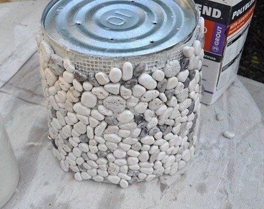 garden-world-diy-flower-pot-art-covered-with-pebbles-or-small-river-rock-backyard-decor-3-place-grid-stick-pebbles-2808217
